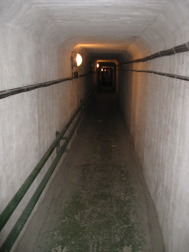 По тоннелю вышли в совершенно другой стороне части