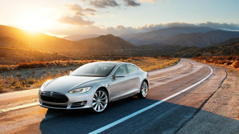 1. Tesla Model S — от 5 000 000 рублей. авто, электроавтомобили