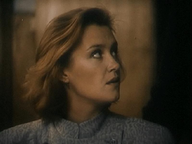 Сиськи Ирины Розановой – Интердевочка (1989)