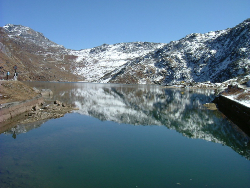 Необычные озёра Гималаев