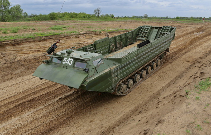 Плавающий транспортер ПТС-2