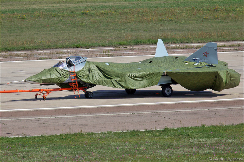 Т-50 - росийский истребитель пятого поколения