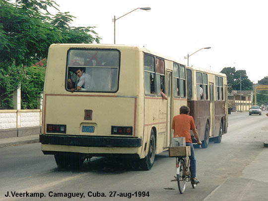 Кубинская метро. Кубинские автобусы Икарус. Икарус Куба. Икарус на Кубе. Общественный транспорт Кубы.