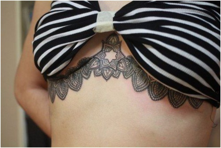 20 сексуальных татуировок под грудью, от которых вы не сможете оторвать глаза! 