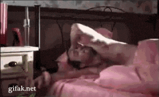 Смешные и местами очень горячие GIF-ки