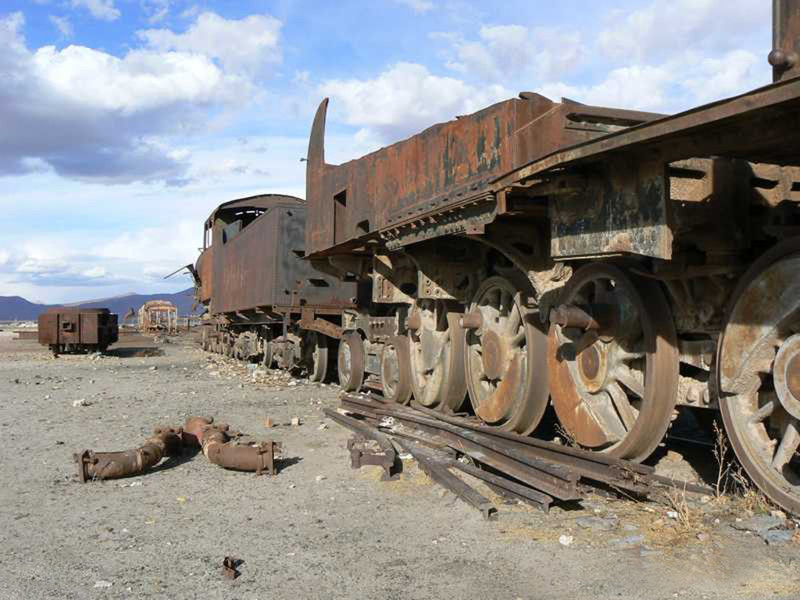 3. Кладбище поездов в Боливии.