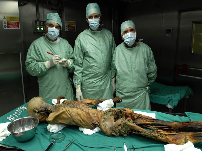 Альпийская мумия: редкая удача или проклятие?