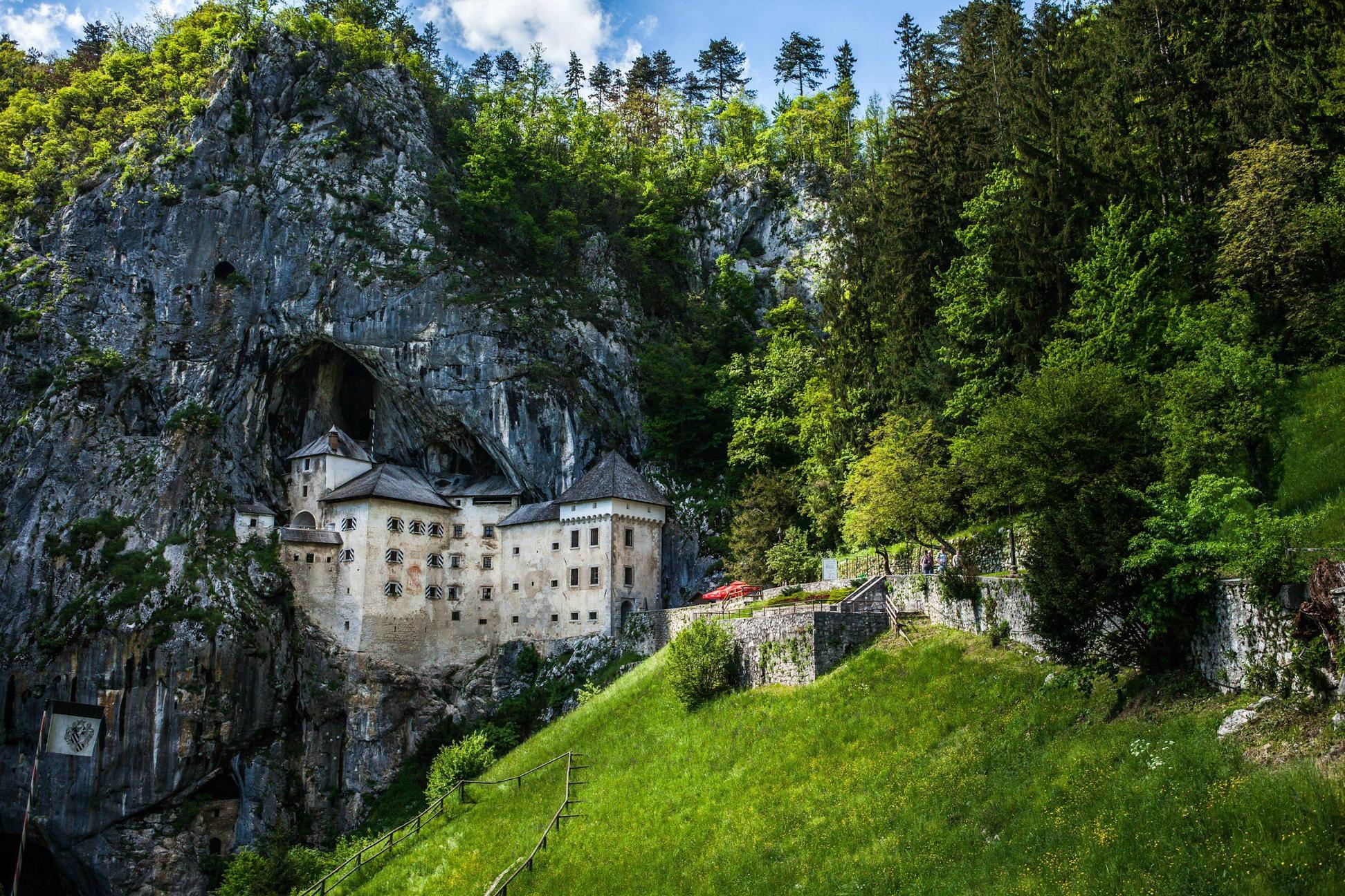 Замок Предъяма Словения