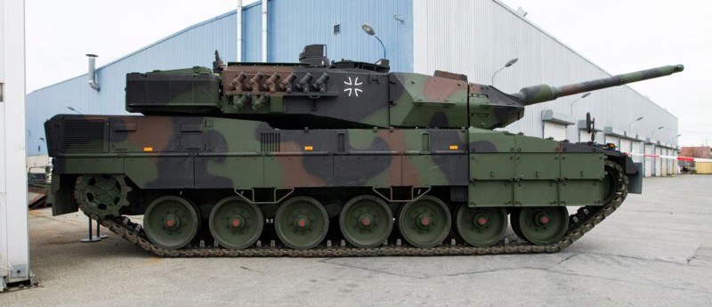 танк Леопард 2