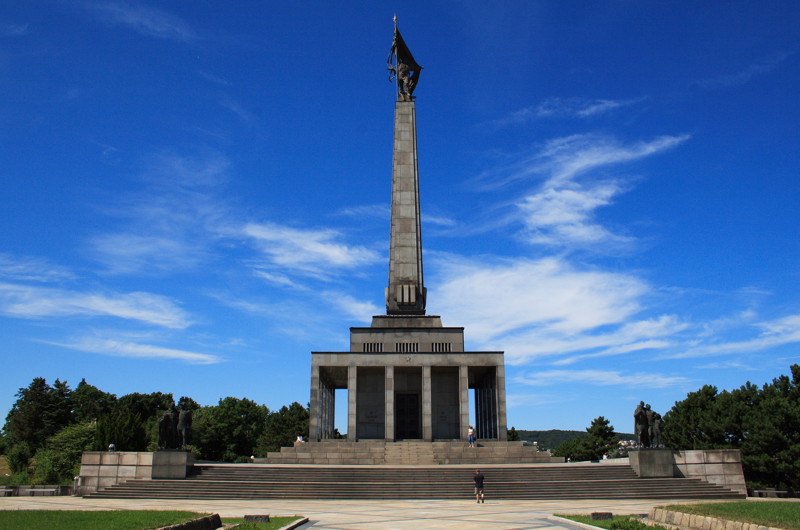 Мемориал воинам в Братиславе