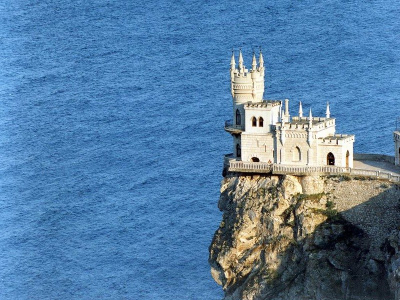 Замок «Ласточкино гнездо» в Крыму