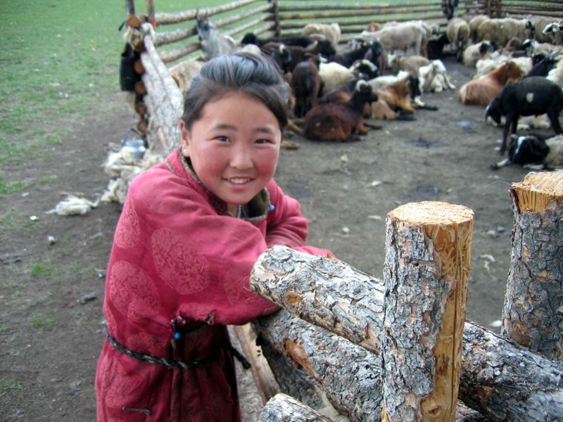 Женское  лицо современной Монголии