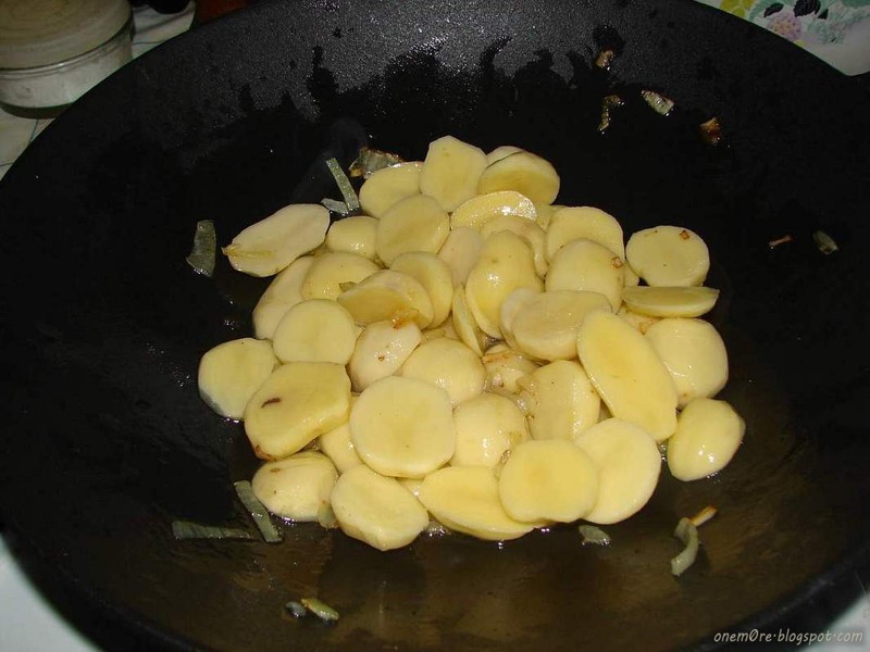 Баклажаны с овощами в кисло-сладком соусе. Пародия на китайскую кухню