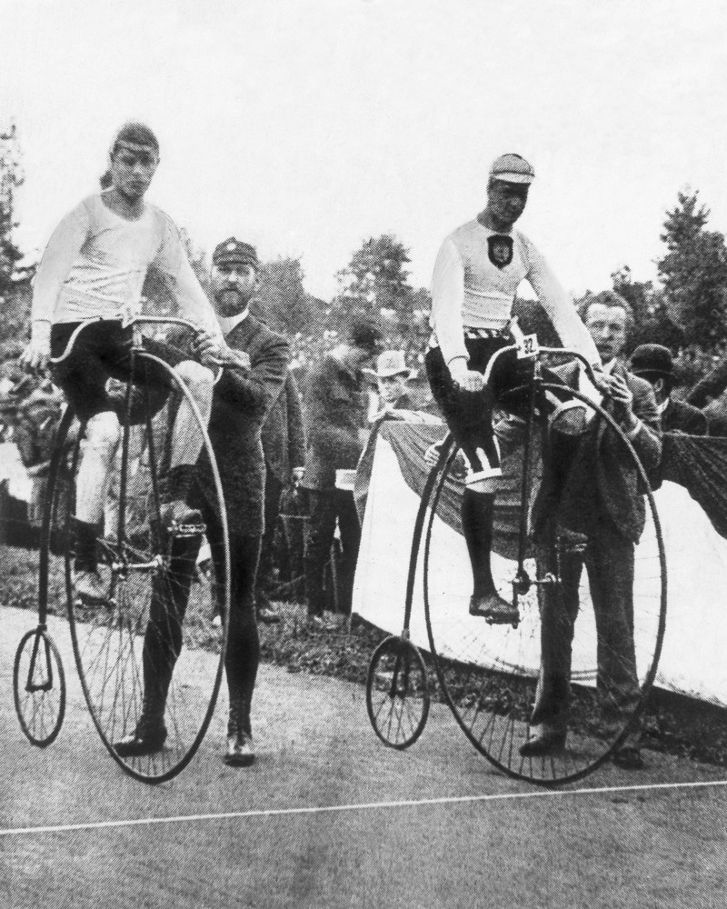 1889 год.  Первый чемпионат мира по велоспорту в Берлине, Германия. 