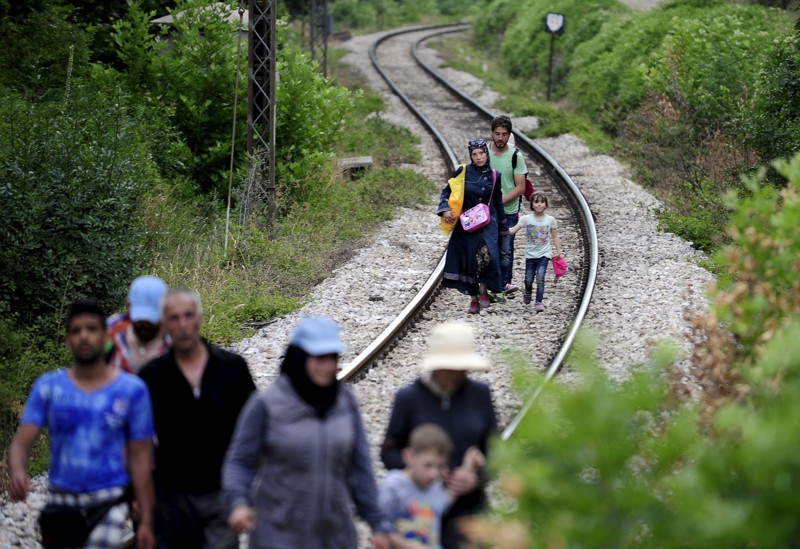 Проблема мигрантов в ЕС Венгрия воздвигла разграничивающие стены 
