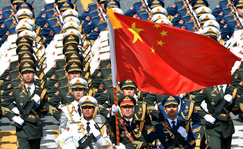 Грандиозный военный парад в Пекине посвящённый годовщине конца Войны