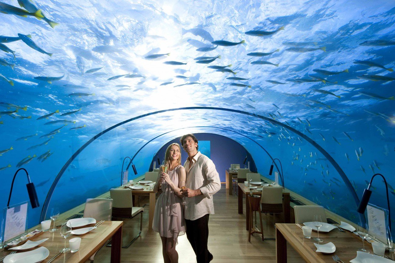Ресторан под водой на мальдивах