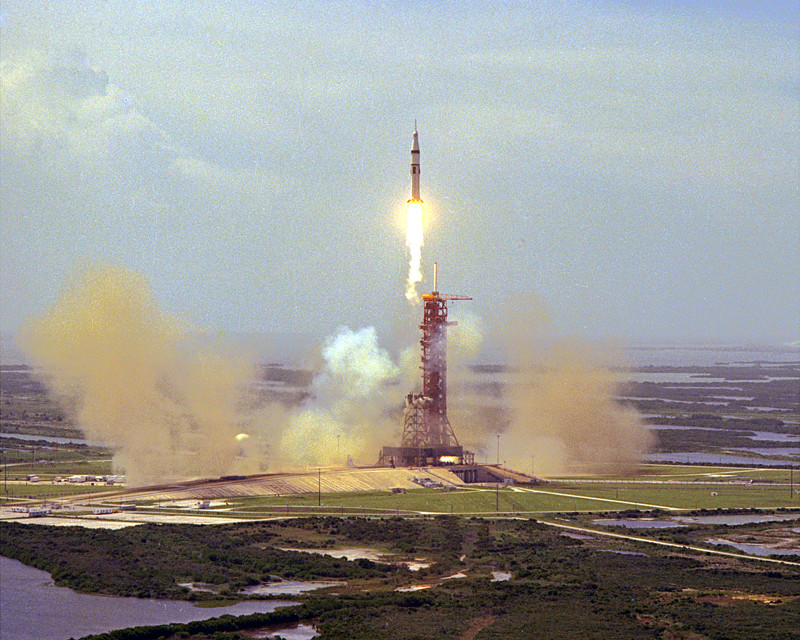 Старт ракеты-носителя «Сатурн-1Б».