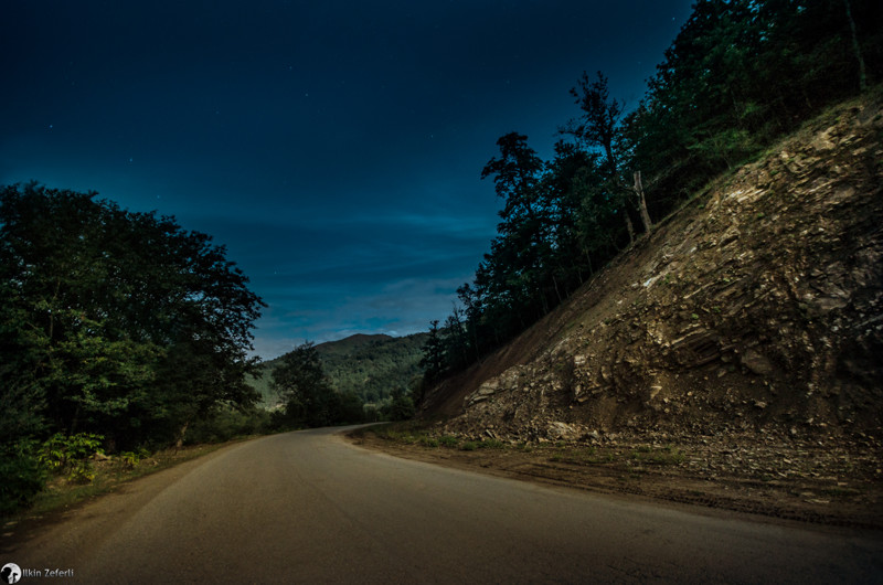 Ночные фотографии в горах, под Луной