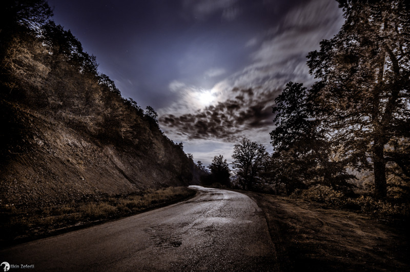 Ночные фотографии в горах, под Луной