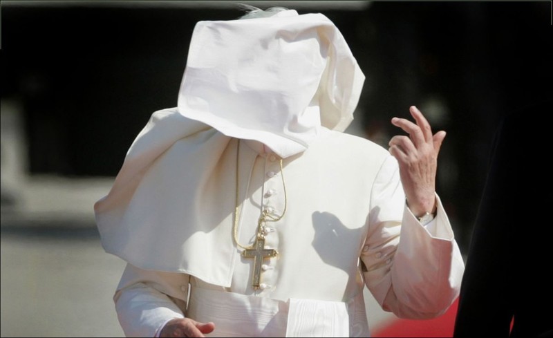 Папа Римский и ветер