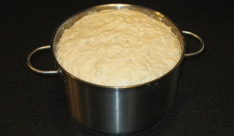 Пирог со сливами - домашний рецепт