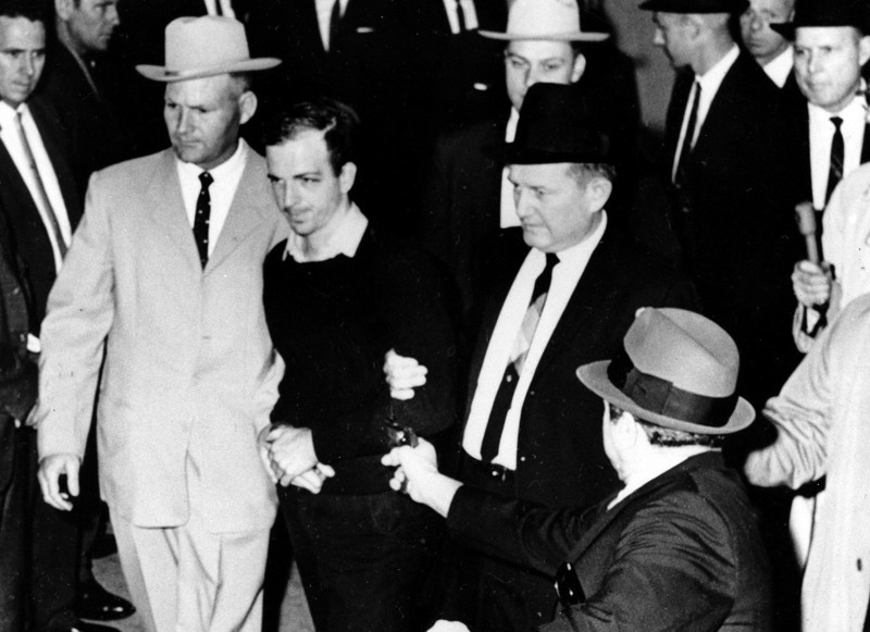 Ли Харви Освальд (убийца): убит 24 ноября 1963 года Джеком Руби