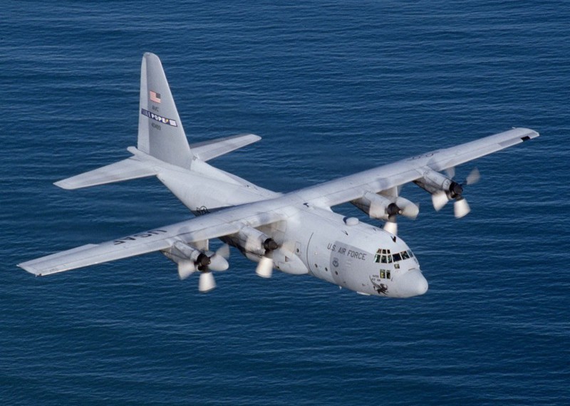 4. Локхид C-130 Геркулес (Lockheed C-130 Hercules)