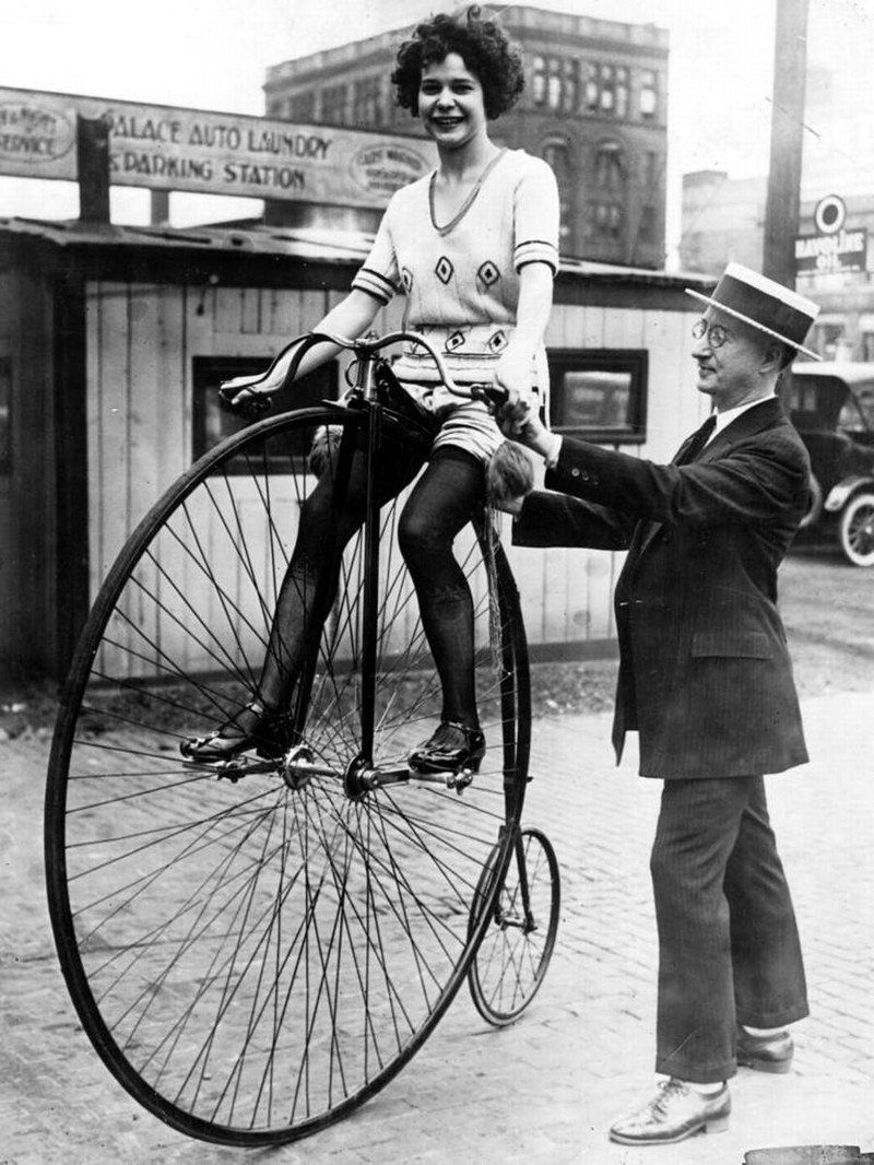 Велосипед эпоха пенни фартинг