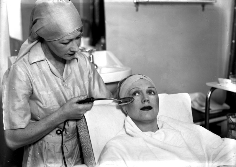 1933 год: электротепловые косметологические процедуры
