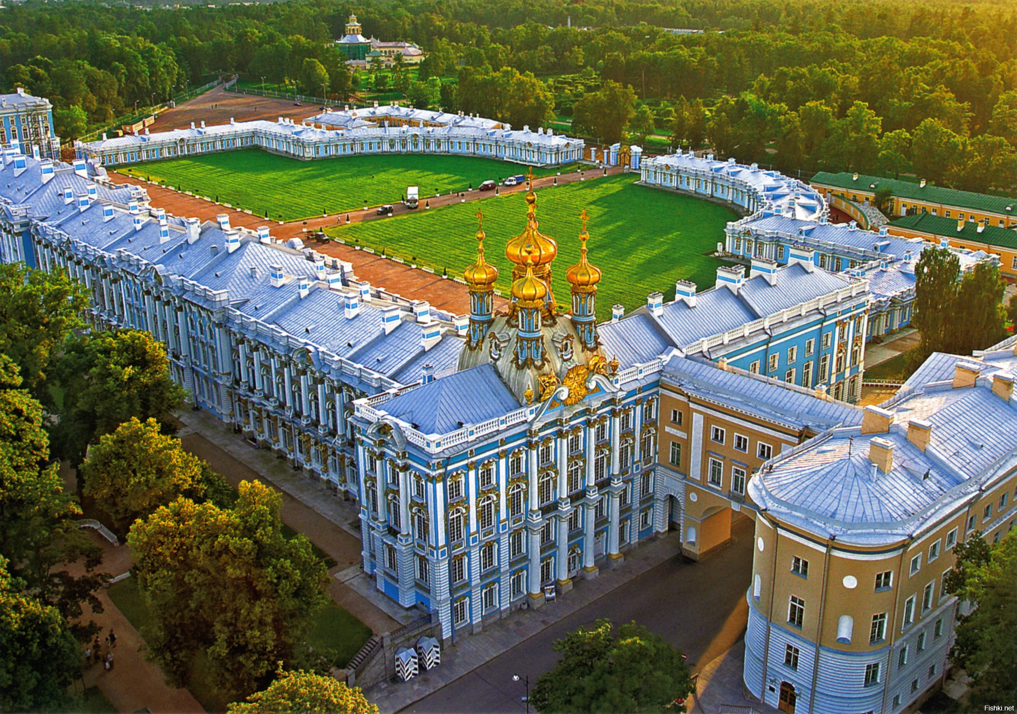екатерининский дворец в павловске