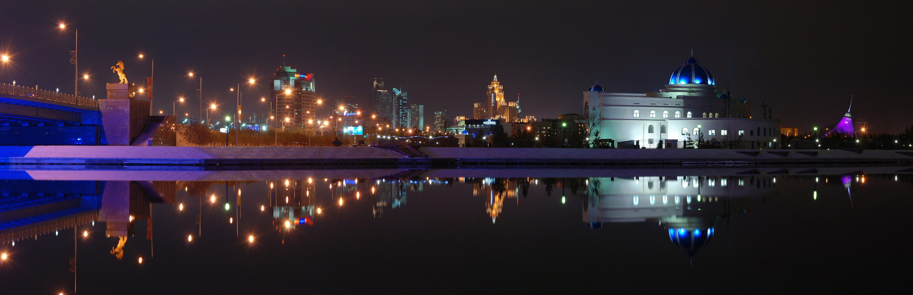 Астана набережная ночью