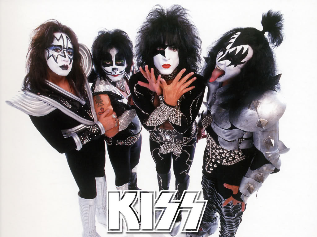 Тема кис. Группа Кисс. Рок группа Кисс Кисс. Группа Кисс 1973. Глэм рок группа Kiss.