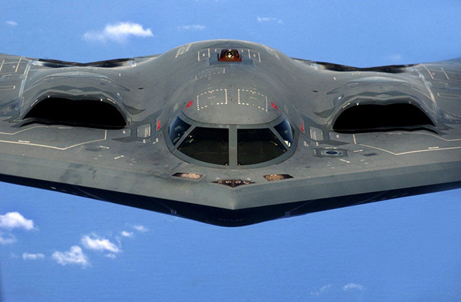 9. Бомбардировщик B-2 Spirit Stealth – 2,4 миллиарда долларов