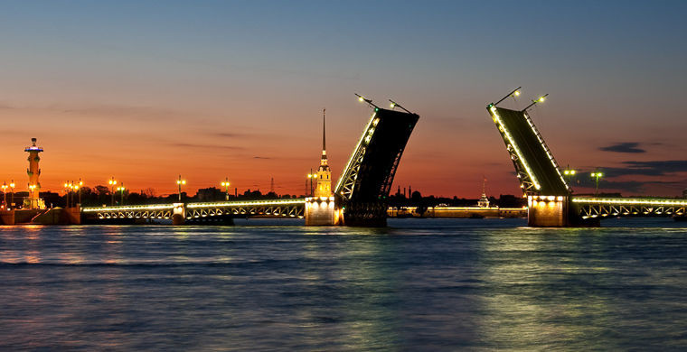 2. Дворцовый мост, Санкт-Петербург