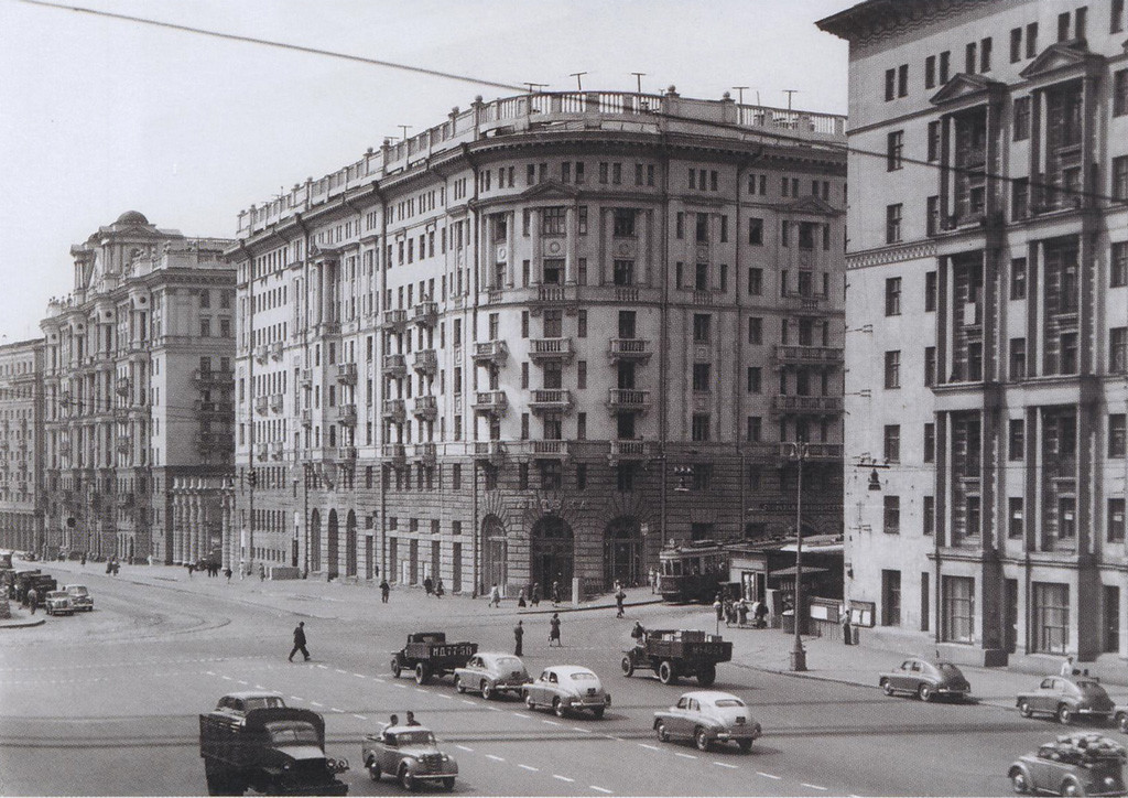 Москва, Земляной вал, 1952:
