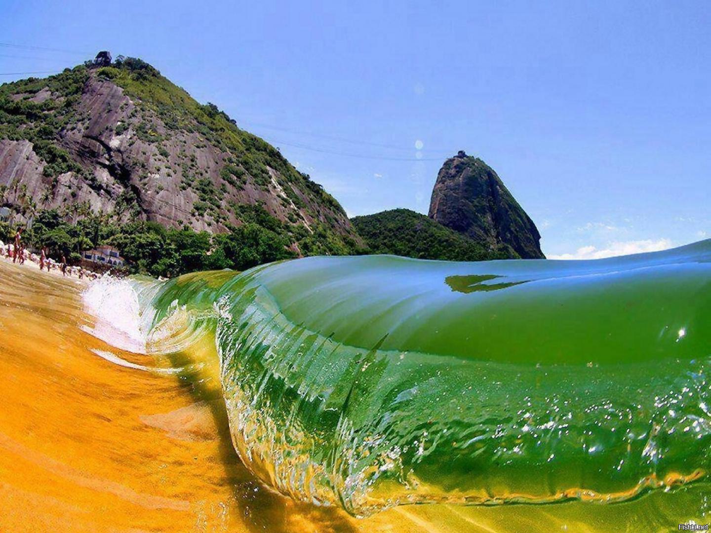 Бразилия природный мир. Красный пляж Рио де Жанейро. Рио де Жанейро природа. Удивительная природа. Экзотические места планеты.