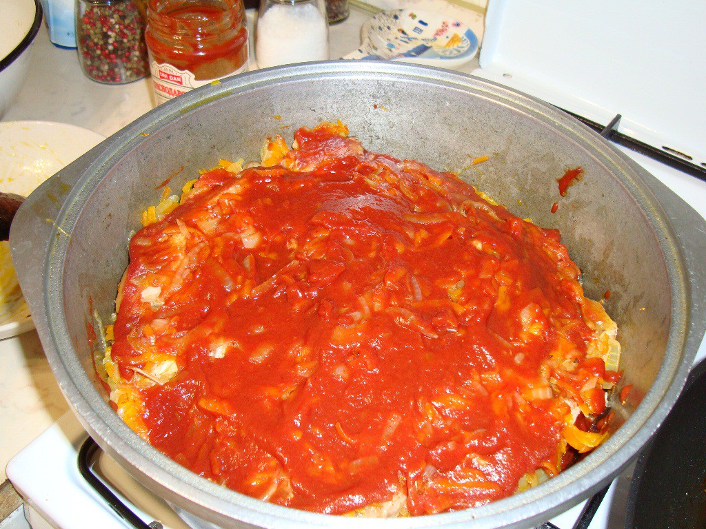 Сазан в томатном соусе — рецепт с фото