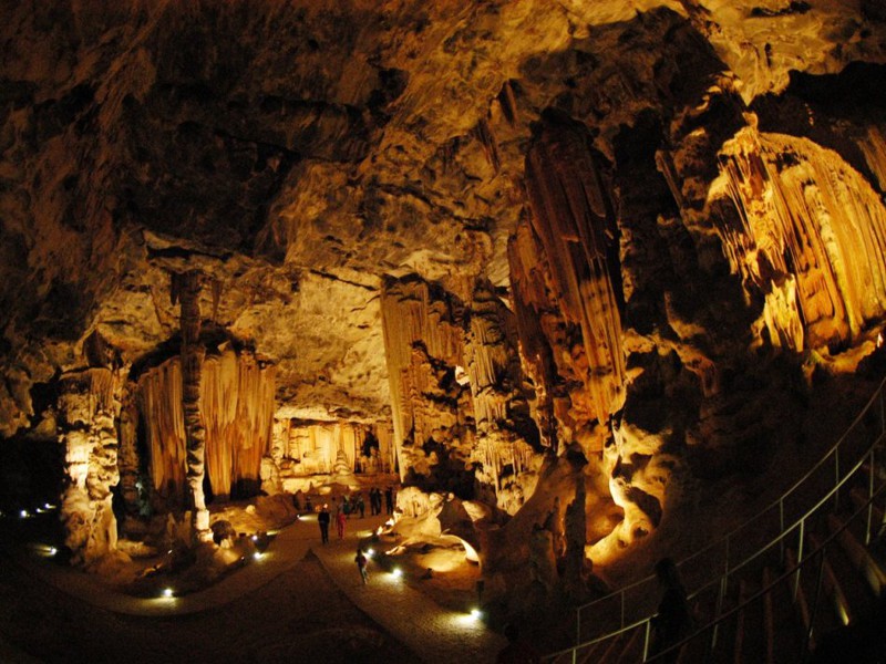 Удивительные подземные достопримечательности, которые можно посетить
