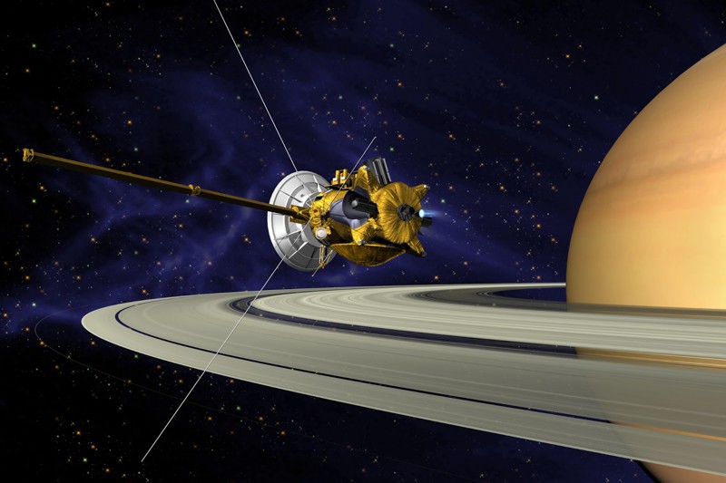 «Кaccини» сделал фото полумесяца Тефии на фоне колец Сатурна