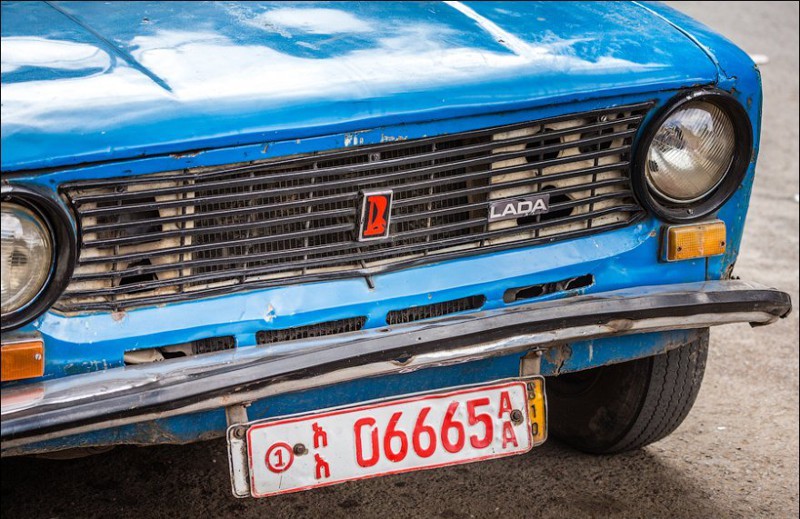 Такси в Эфиопии состоит из машин советской «копейки» 