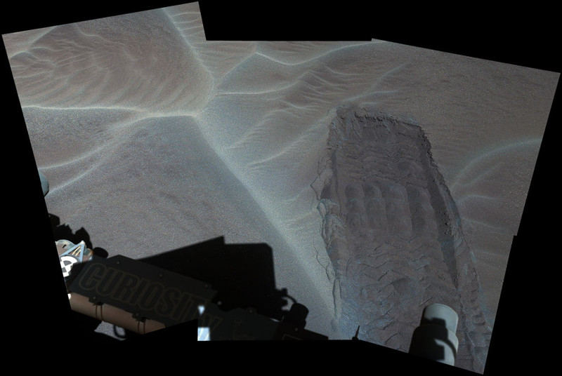 Curiosity начал исследовать песчаные дюны Марса
