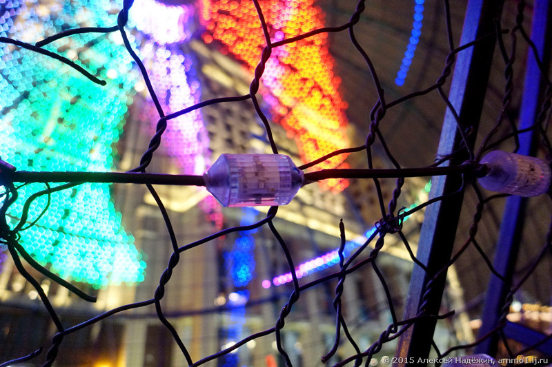17-метровый новогодний шар на Манежной площади