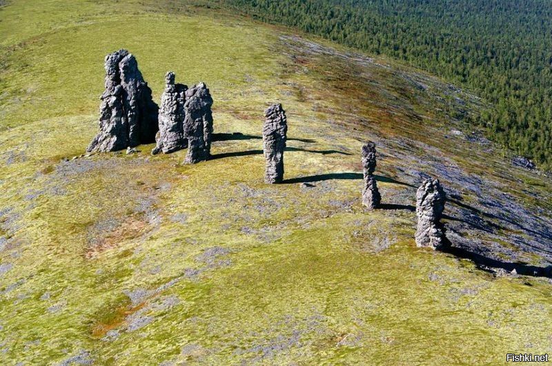 Нарисовать столбы выветривания