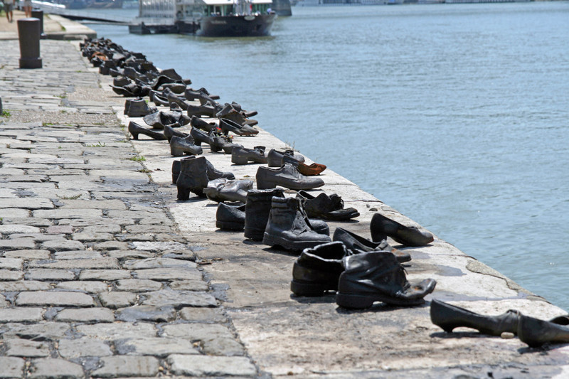 "Ботинки на берегу Дуная", Венгрия