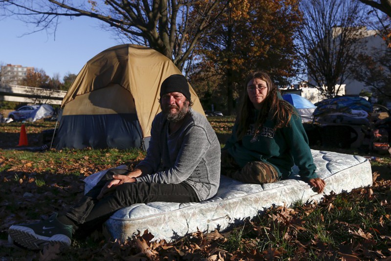 Палаточные городки для бездомных в США