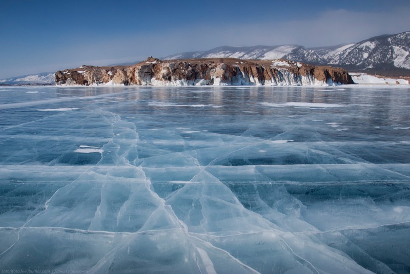 Замёрзший Байкал