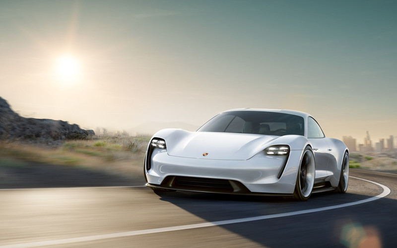 Самые быстрые электромобили и суперкары в 2015 году