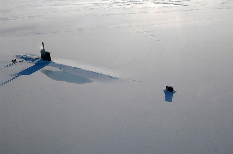 Подводная лодка, которую поглотили арктические льды.