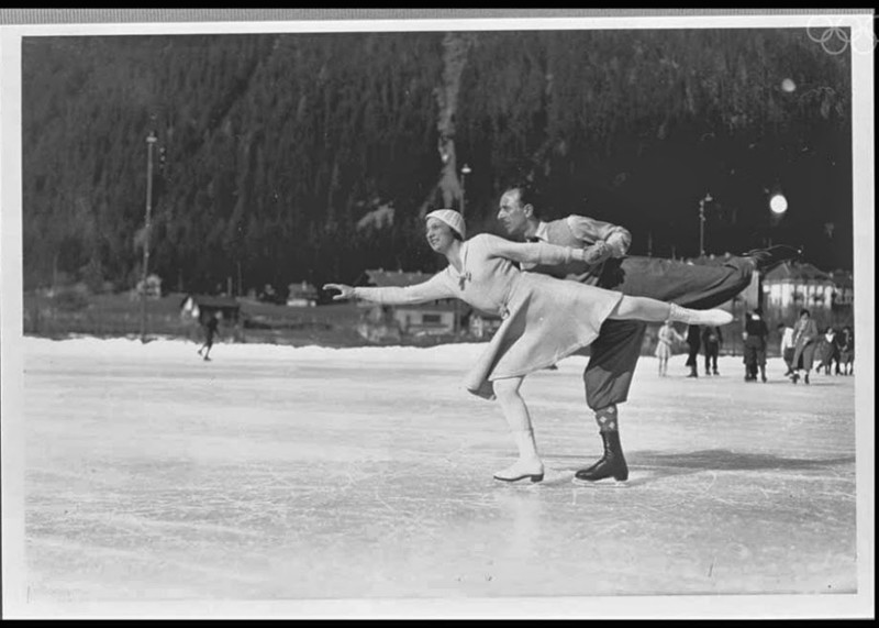 Участники первых зимних олимпийских игр, французские фигуристы Андре Джоли и Пьер Бурне, 1924